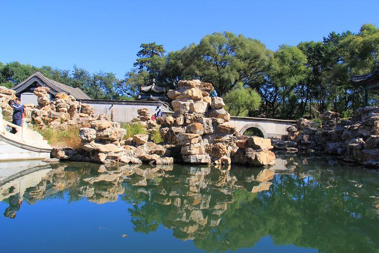 2、承德避暑山庄