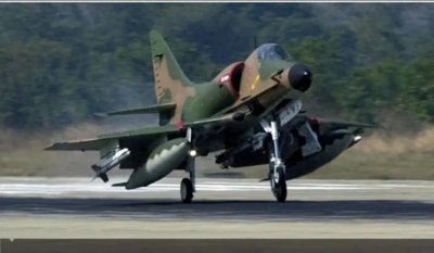 ​铁翅：美国A-4“天鹰”攻击机