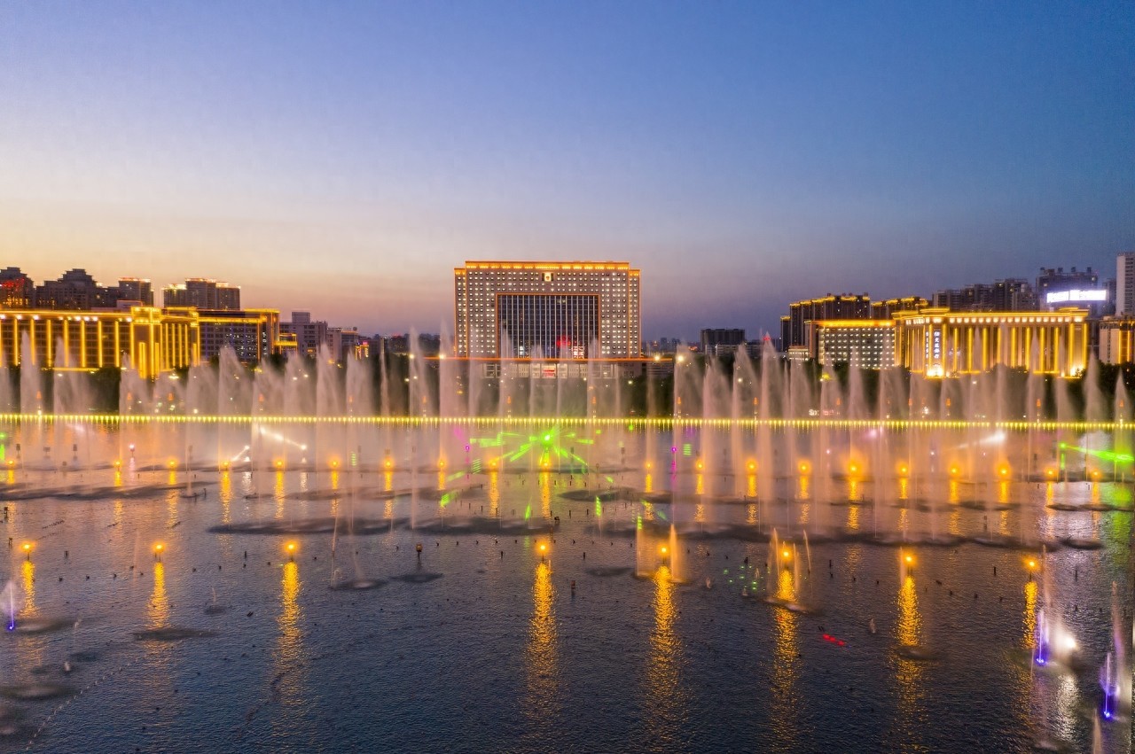 洛阳音乐喷泉:是“亚洲第一大音乐喷泉”