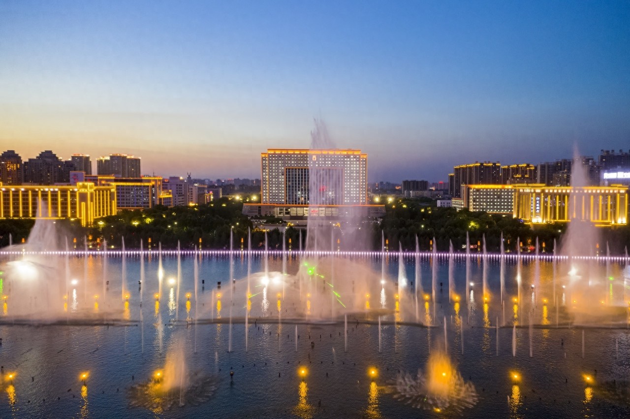 洛阳音乐喷泉:是“亚洲第一大音乐喷泉”