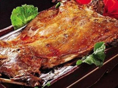 ​内蒙古美食—烤全羊
