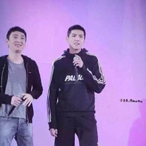 王思聪身高曝光，不比吴亦凡矮；网友：不仅有钱长的还高