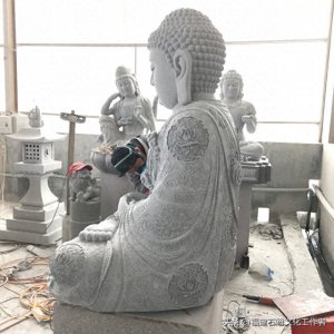 ​石雕如来佛的手势与姿势：解读其深层寓意