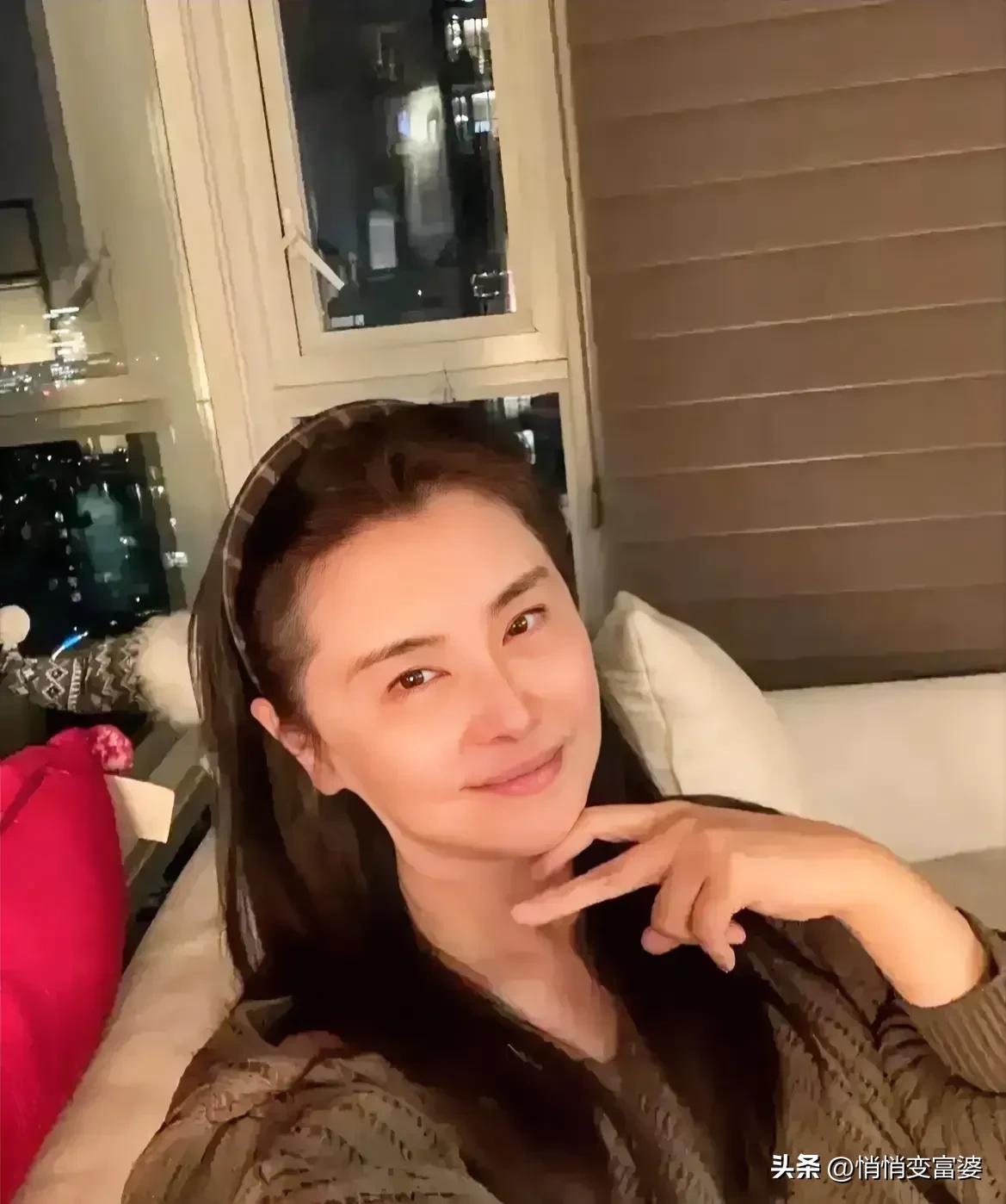 王祖贤整容后变成了什么鬼？网友惊呼“丑爆了”！