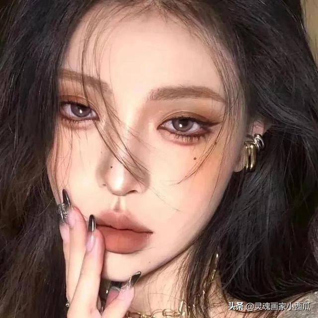 好看适合做头像的动漫女生头像（换一换你的头像吧）(5)