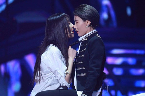 莫寒和戴萌发生了什么 后来两人应该是闹矛盾了