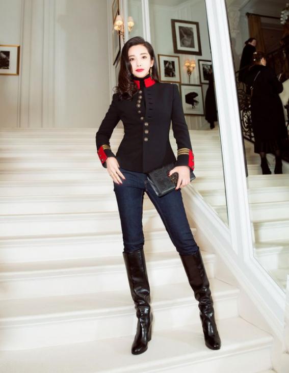 李冰冰颜值巅峰有多高（46岁李冰冰没结婚生娃却喜欢晒李雪儿女）(2)