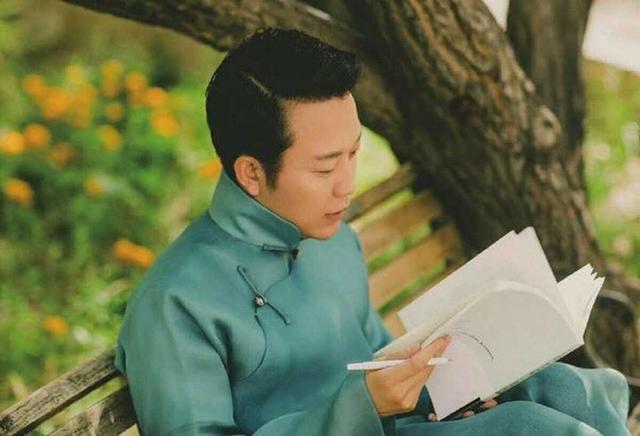 李玉刚家庭资料简介（李玉刚德艺双馨）(2)