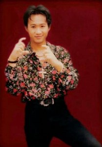 ​娱乐老照片：天才音乐人，黄家驹