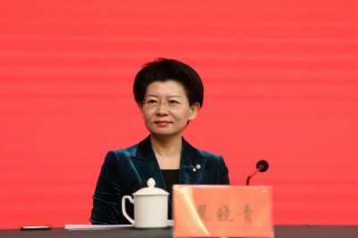 ​冀晓青当选内蒙古自治区文联主席